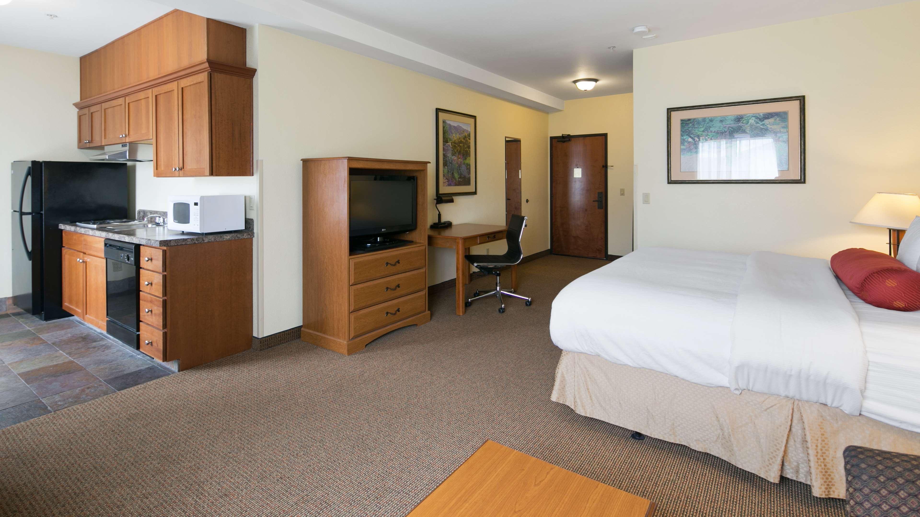 Best Western Plus Ellensburg Hotel Buitenkant foto